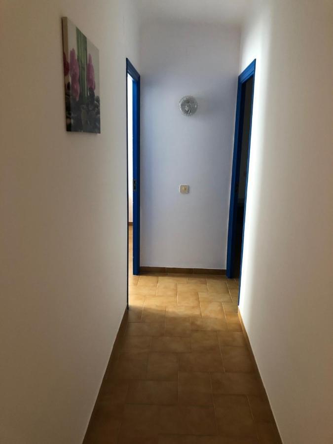 Apartamentos Mediterranean View Llança Buitenkant foto